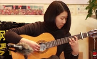 【拍客】美女吉他弹唱《一个陌生女的信》