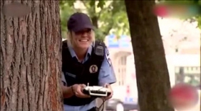 国外街头恶搞整人合集, 笑到嘴疼!