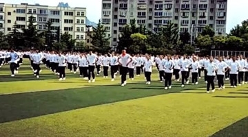 潮！Seve版课间操，你见过400个人一起跳seve吗？