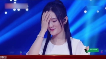 谢娜在宋小宝困难时捧场，杨迪提谢娜就泣不成声，谢娜帮助的明星