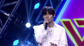 快乐男声秦浩展现周杰伦同款嗓音，悲伤开唱《安静》惹少女团心疼