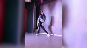 美女舞蹈老师的爵士舞太霸道了！看了几遍，赞不绝口！