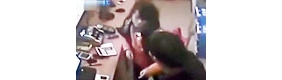社区委员开房拒出示身份证掌掴前台