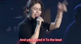 清华大学霸气女声 现场翻唱阿黛尔《Rolling in the Deep》