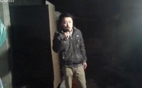 【拍客】山东德州农民工在工地地下室演唱《无所谓》