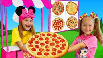 超好吃，萌娃小萝莉怎么去买大披萨？可是小正太为何不给她吃呢？儿童亲子益智趣味游戏玩具故事