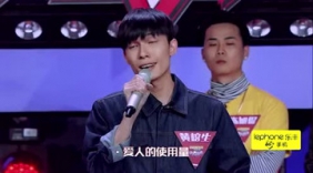 黄榕生声震全场，醇熟唱功引赞