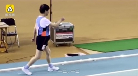 香港93岁奶奶短跑夺金：没有风湿能更快