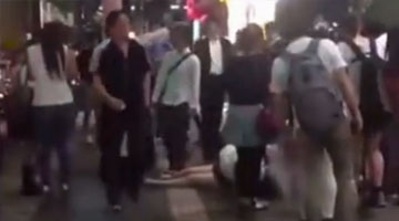 凶残醉汉用脚猛踩女子脸 事后称:没干过