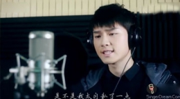 小鲜肉霸气翻唱《想你的夜》看的出他14岁吗？