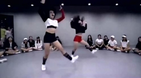 美女舞蹈大赛中的妹子团体，可以组合出道了！