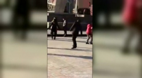 迪丽热巴自拍搞笑 太有才了 眼泪都笑出来了
