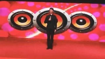 农民歌手王文正演唱《铁血丹心》粤唱越勇，这才是民间好声音啊！