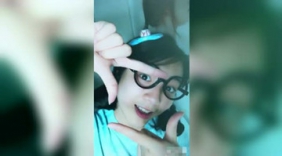 特萌的大学女生在宿舍玩自拍，满分10分这样的女生你打几分？