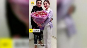 史上最短求婚！护士女友急上班连说“同意同意嫁嫁嫁”