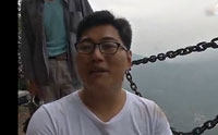 【拍客】最牛无腿男子挑战四川剑门险道