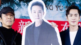 能和多年崇拜的偶像合作 张若昀激动地跪下喊陈道明爹