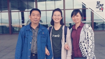 等待章莹颖的365天 母亲：女儿没了我肯定不活