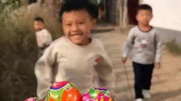 家有萌娃：宝贝们，快来领棒棒糖了