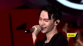 屏幕外的李健听见了吗！王南钧清唱演绎莫名戳泪点