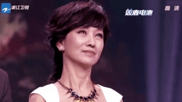 郑少秋赵雅芝20年后再演戏说乾隆, 音乐一响雅芝哭了, 秋官真老了