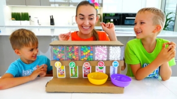 萌娃小可爱们想吃糖果得先帮妈妈做家务哟！—萌娃：做家务可是宝宝的拿手强项呢！