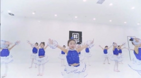 小宝贝们的“么么哒”你收到了吗？跟着可爱萌宝们一起坐上