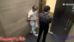 电梯恶搞，吓死我了