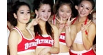 【街拍客】美女大学生激情热舞魅力四射