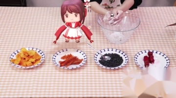 迷你世界VLOG：花小楼手作新年魔鬼汤圆！这神奇的馅料搭配不敢看