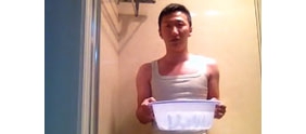 【拍客】ANDY接受冰桶挑战，点名ing
