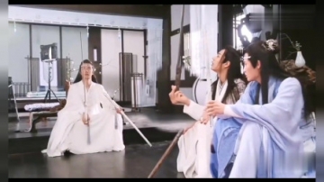 陈情令花絮，肖战：有吃的吗？我饿了，工作人员：蓝湛，你老婆饿了