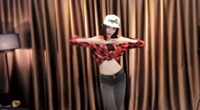 美女热舞，后面自己看吧