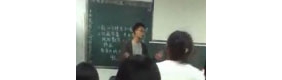 [拍客]莫言获诺贝尔文学奖 学生高呼：他是我们的榜样！