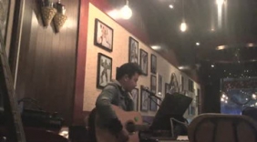 《lost stars》maroon5未公开的歌，温暖男声