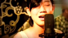 《烟花易冷》女声版，好听！