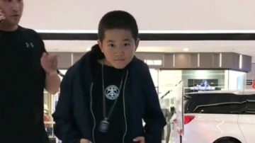 高手在民间，小弟弟你这么厉害，你家里人应该不知道吧！