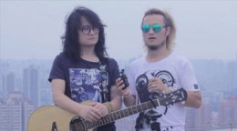 钟楼兄弟动情演唱《海阔天空》致敬黄家驹