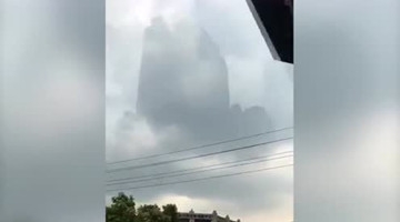 重庆现"海市蜃楼" 网友：走过路过不要错过