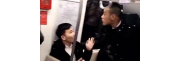 【拍客】地铁惊现极品北京男地铁飚骂南方小伙