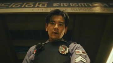 硬汉警察为保饭碗竟自导自演！彭于晏喜剧魂大爆发！