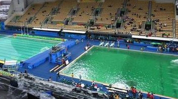 奥运“绿池”之谜终解开：不小心误加双氧水