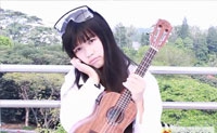 【拍客】女生尤克里里唱逗比<药别停>
