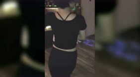 双人舞蹈美女好配合，小肚腩没谁了