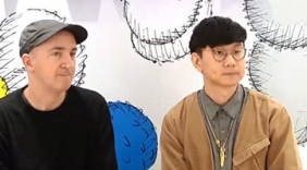 林俊杰为收藏求人帮忙化迷弟邀请KAWS看演唱会