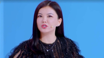 盘点明星直播背后那些事，李湘跟商家压价对比汪涵，力争全网最低