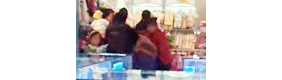【拍客】营业员扇小姑娘一巴掌，被妈妈暴打