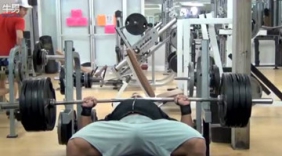 牛男励志 加拿大肌肉猛男2014未来健身