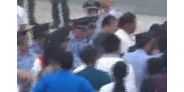 【拍客】长沙警方暴力执法 强行拖走维权村民