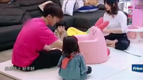 波妞为了要奶奶，激萌向修杰楷撒娇，可爱的萌宝！